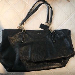 Black coach shoulder bag